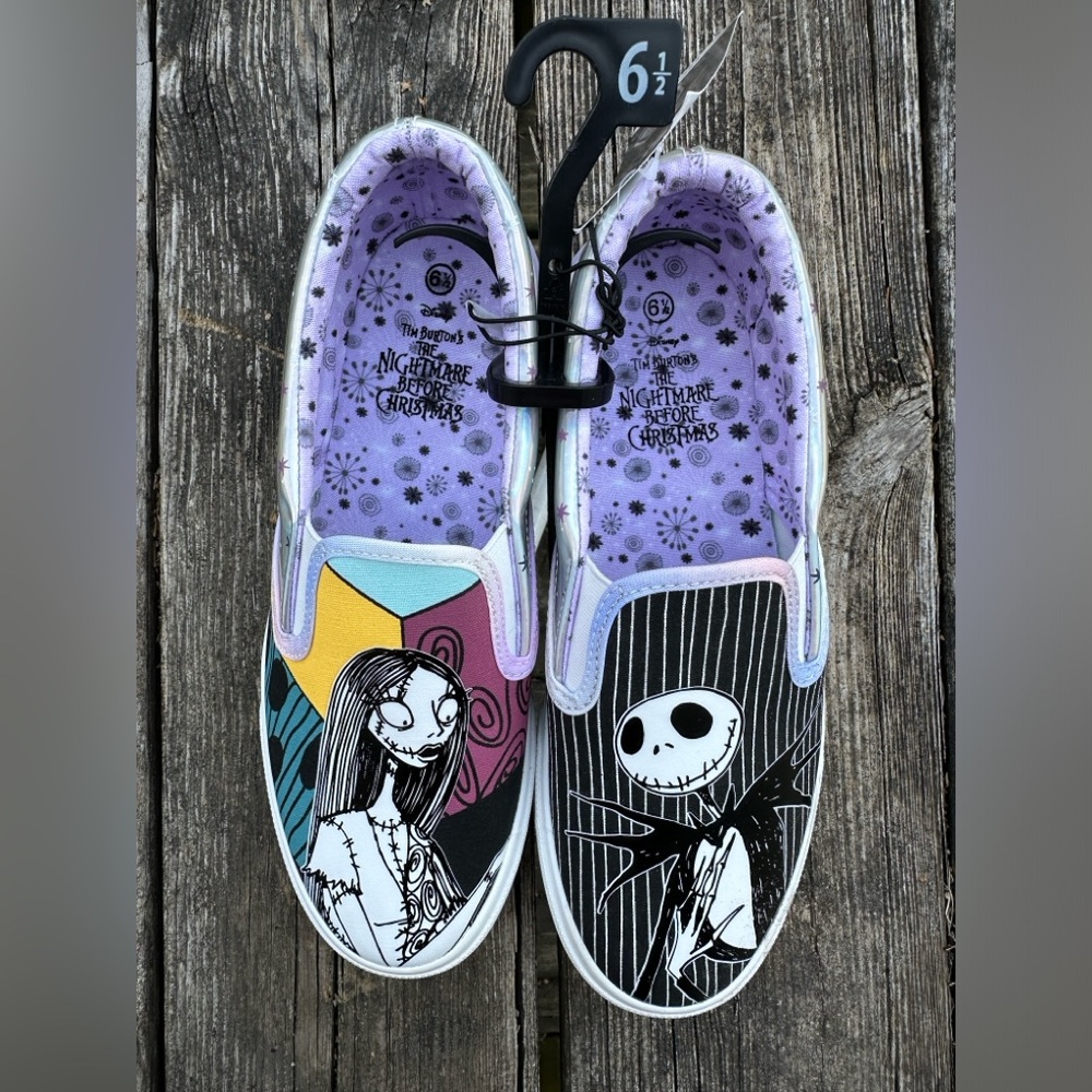 Women’s Disney Nightmare Before Christmas Low Top Slip-On Sneakers, Size 6 1/2